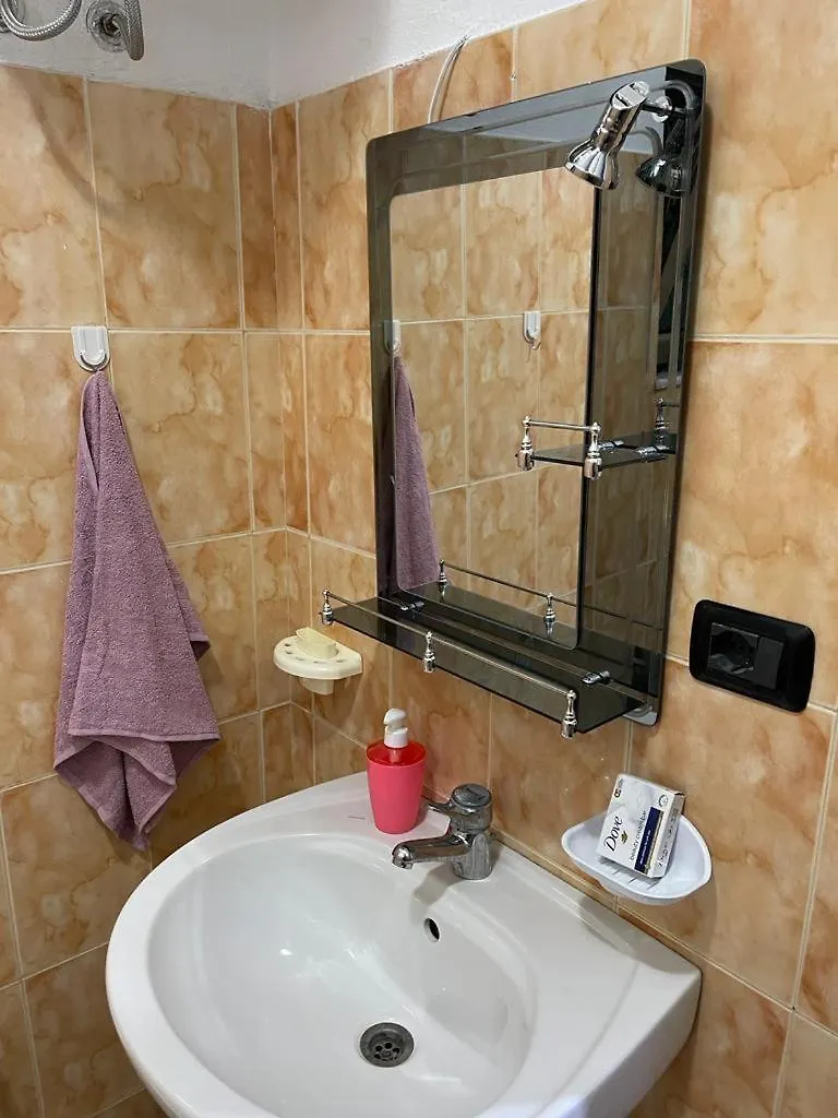 Hotel Dibra Home Near City Center Of Shkodra
