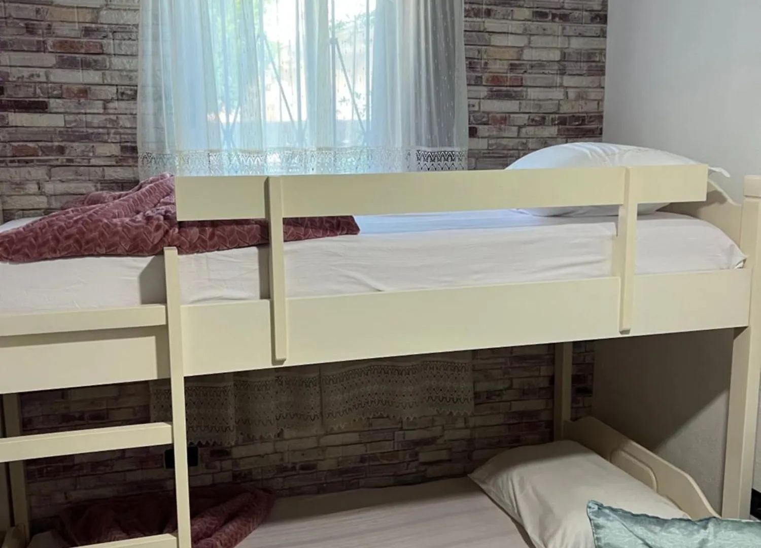 Hotel Dibra Home Near City Center Of Shkodra
