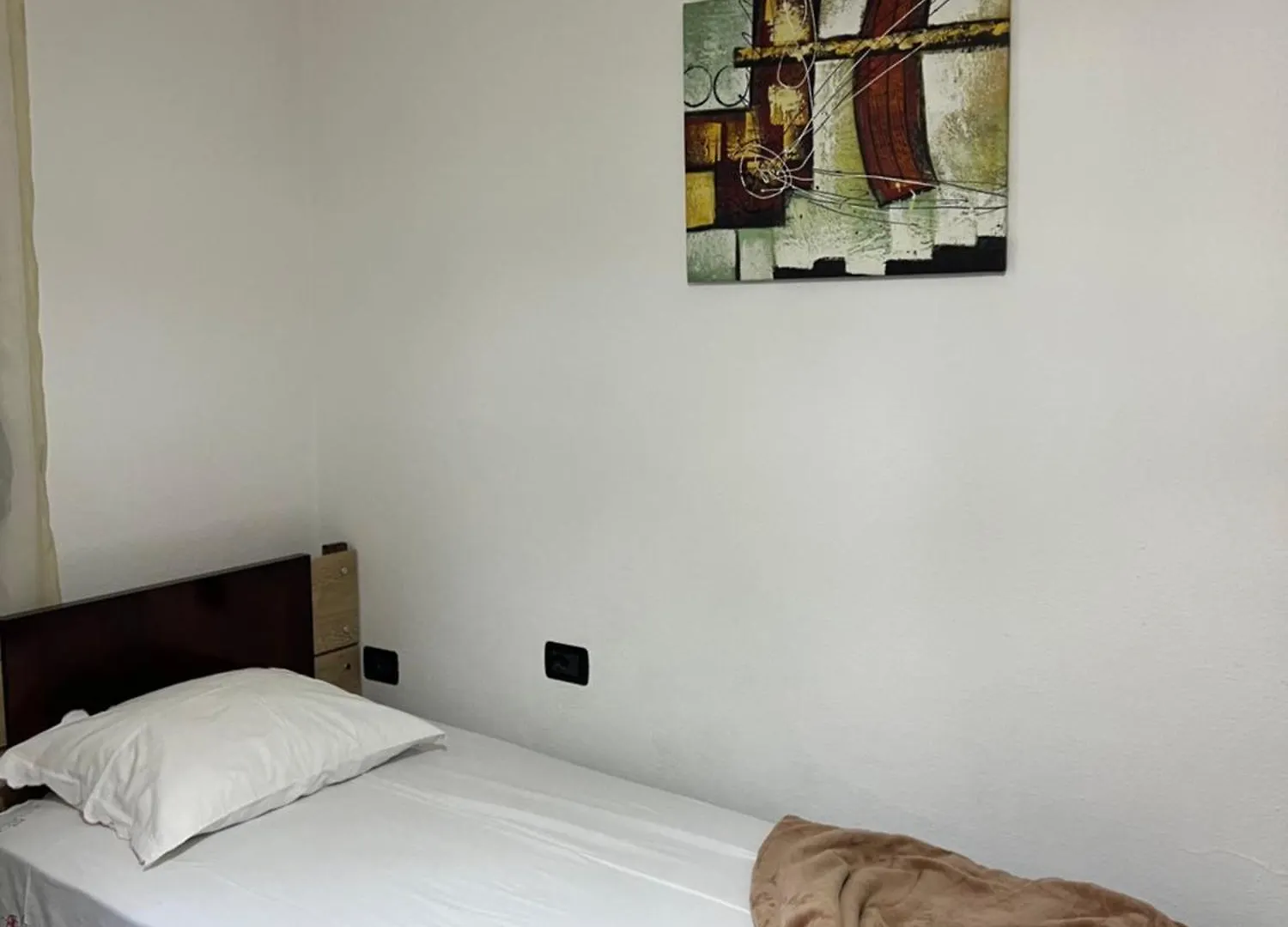 ***** Hotel Dibra Home Near City Center Of Shkodra Albania